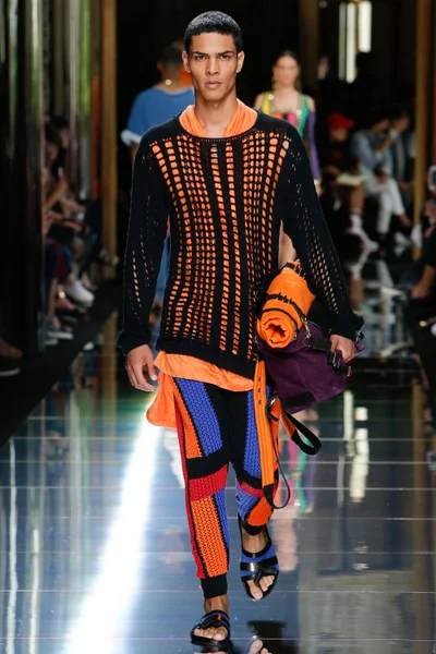Look 41